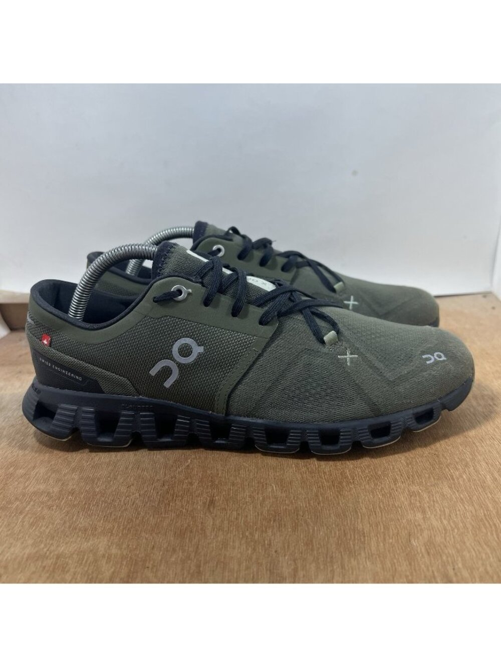 On Cloud X 3 Shoes Mens Size 9 Green Running Athletic Sneakers Low Top 60.98704